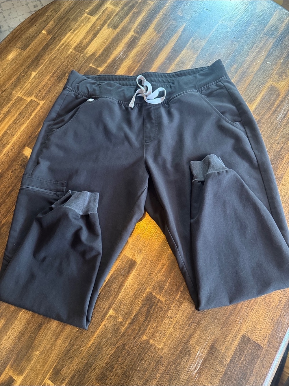 Figs Zamora Jogger in Black